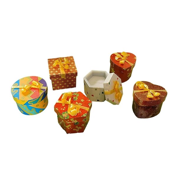 VTG Miniature Foil Wrapped Gift Boxes Poly Resin Lot of 6 - Picture 1 of 16